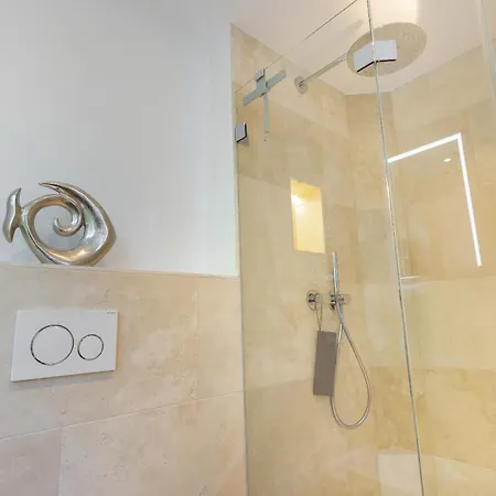 Vinhues بيت للعطل